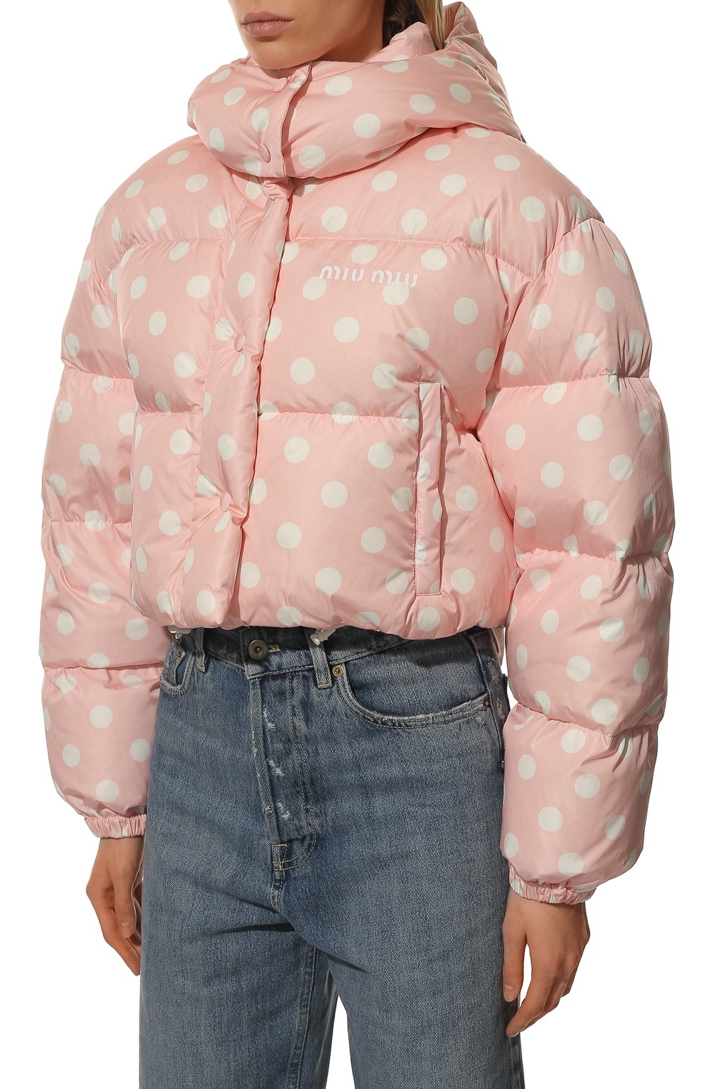 Пуховик MIU MIU светло-розового цвета по цене 240000 руб., арт. ML721-1ZHI-F0V4C, фото 3 Пуховик MIU MIU, арт. ML721-1ZHI-F0V4C, фото 3