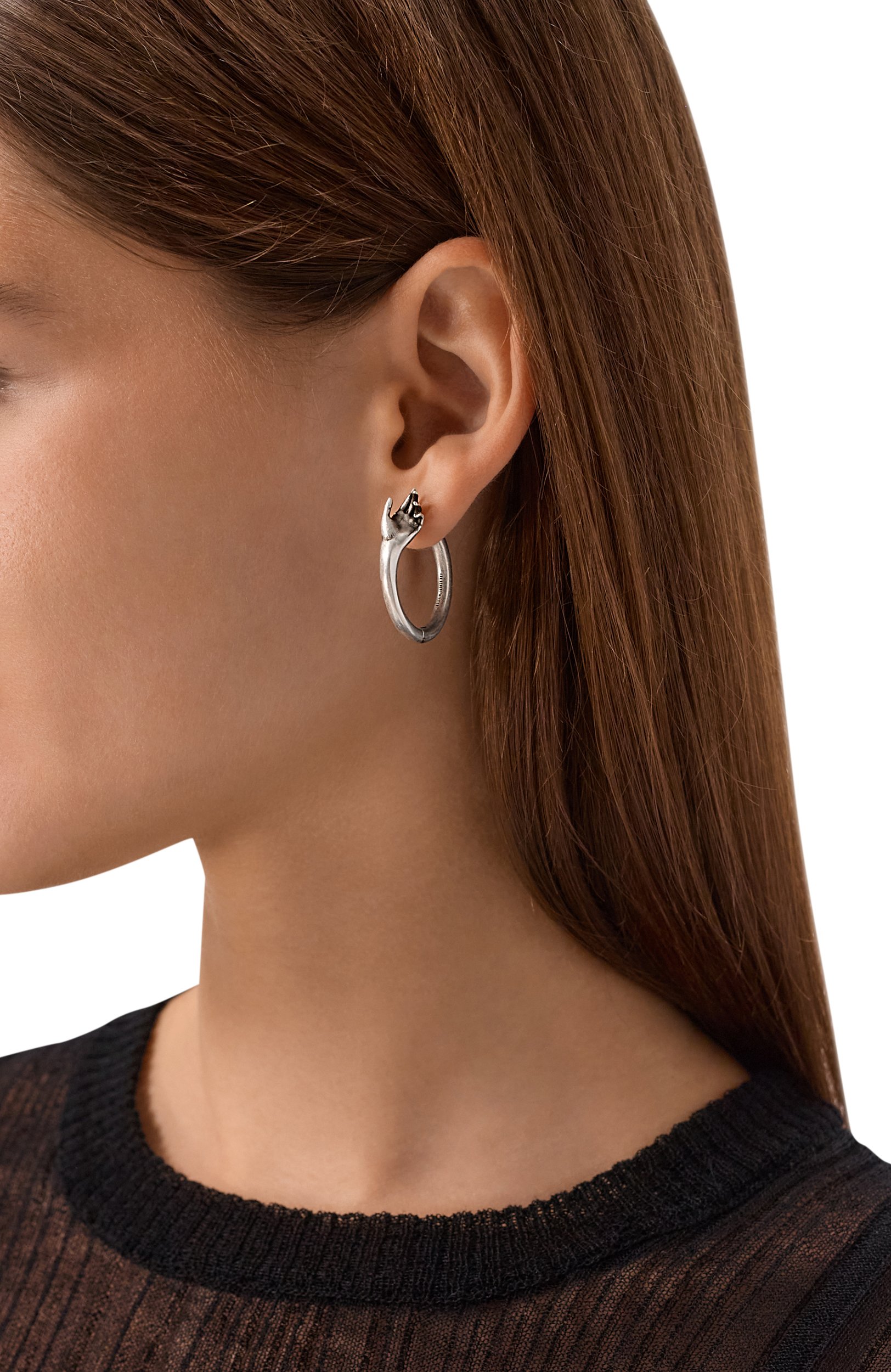 Серьги ANN DEMEULEMEESTER серебряного цвета по цене 65650 руб., арт. B0014304/0T018, фото 2 Серьги ANN DEMEULEMEESTER, арт. B0014304/0T018, фото 2