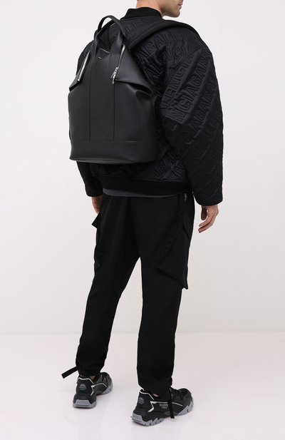 Кожаный рюкзак ALEXANDER MCQUEEN черного цвета по цене 195500 руб., арт. 548663/1C0GN, фото 2 Кожаный рюкзак ALEXANDER MCQUEEN, арт. 548663/1C0GN, фото 2