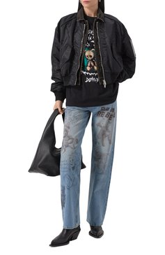 Женские джинсы DOMREBEL синего цвета, арт. STUFFY B00TCUT JEANS | Фото 2 (Длина (брюки, джинсы): Укороченные; Драгоценные камни: Проставлено; Материал сплава: Проставлено; Детали: Принт, Делаве; Материал внешний: Деним, Хлопок; Силуэт Ж (брюки и джинсы): Прямые; Кросс-КТ: Деним; Стили: Гранж)