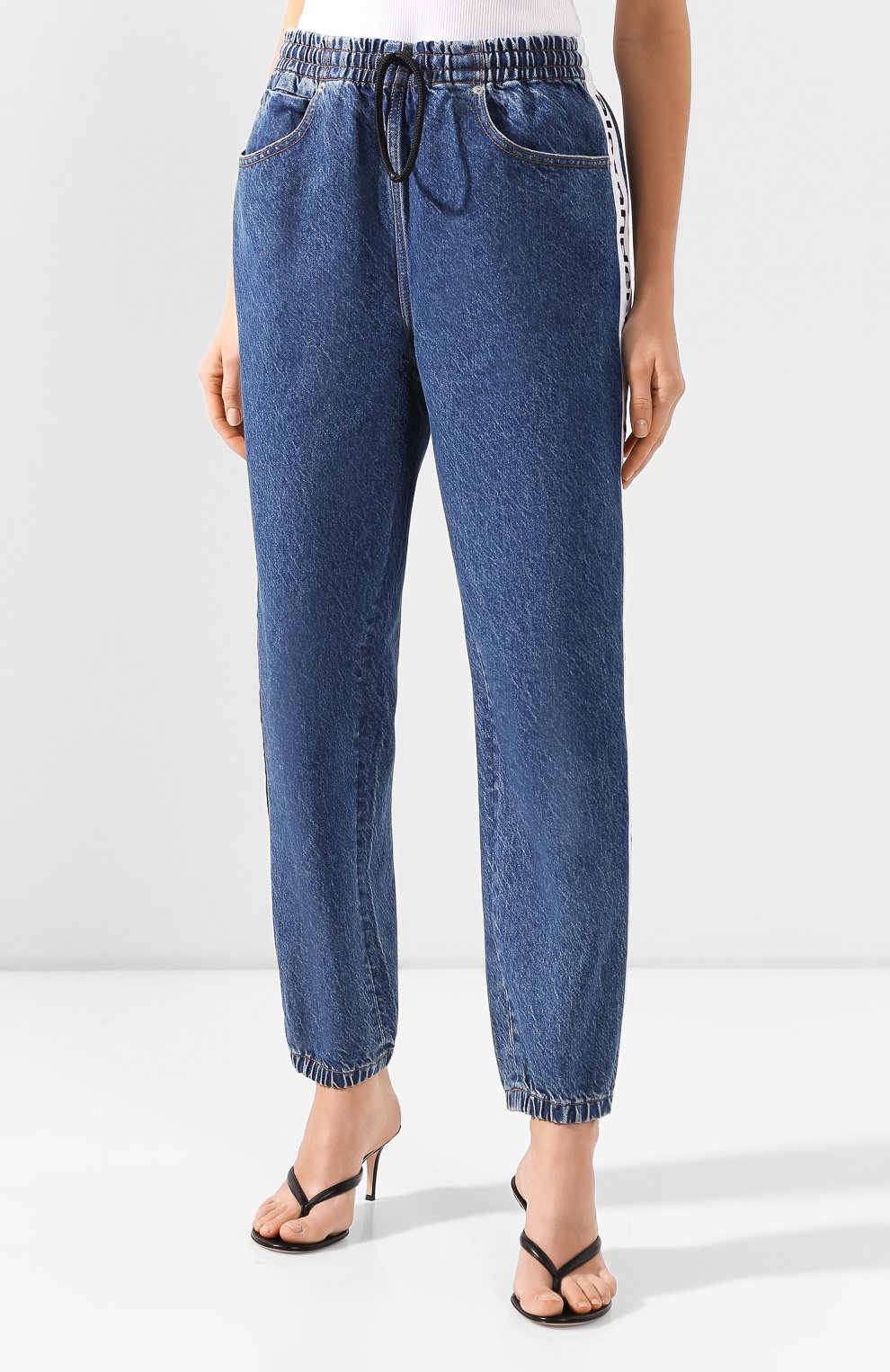 Джинсы ALEXANDER WANG синего цвета по цене 46950 руб., арт. 4DC1204577, фото 3 Джинсы ALEXANDER WANG, арт. 4DC1204577, фото 3