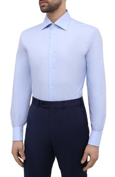 Мужская хлопковая сорочка ZEGNA голубого цвета, арт. 901030/9RS0GS | Фото 3 (Манжеты: На пуговицах; Рукава: Длинные; Воротник: Акула; Длина (для топов): Стандартные; Рубашки М: Slim Fit; Материал сплава: Проставлено; Материал внешний: Хлопок; Стили: Классический; Случай: Формальный; Принт: Однотонные; Драгоценные камни: Проставлено)