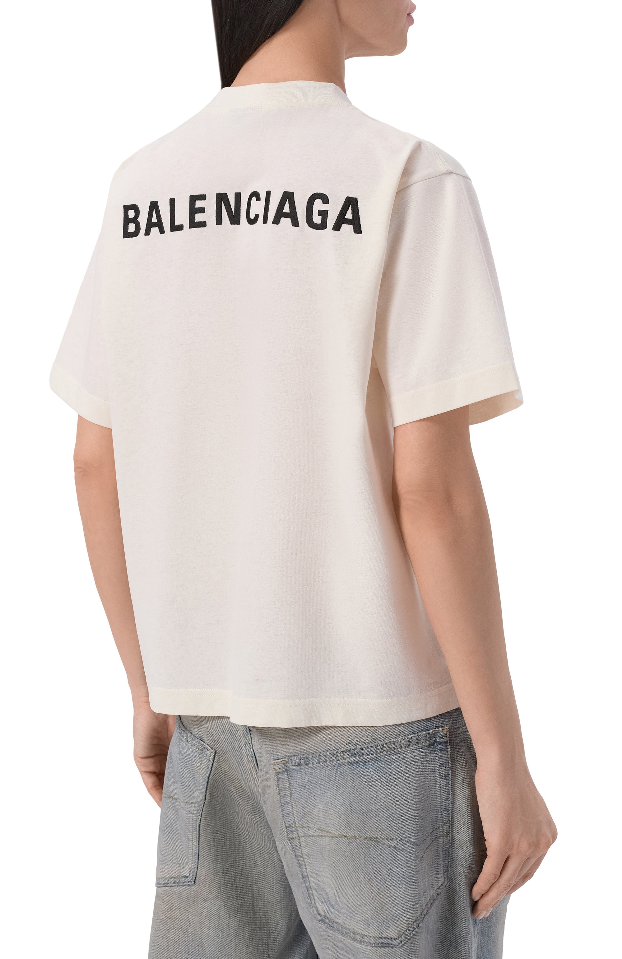 Хлопковая футболка BALENCIAGA кремового цвета по цене 89950 руб., арт. 850990/TTVJ1, фото 4 Хлопковая футболка BALENCIAGA, арт. 850990/TTVJ1, фото 4