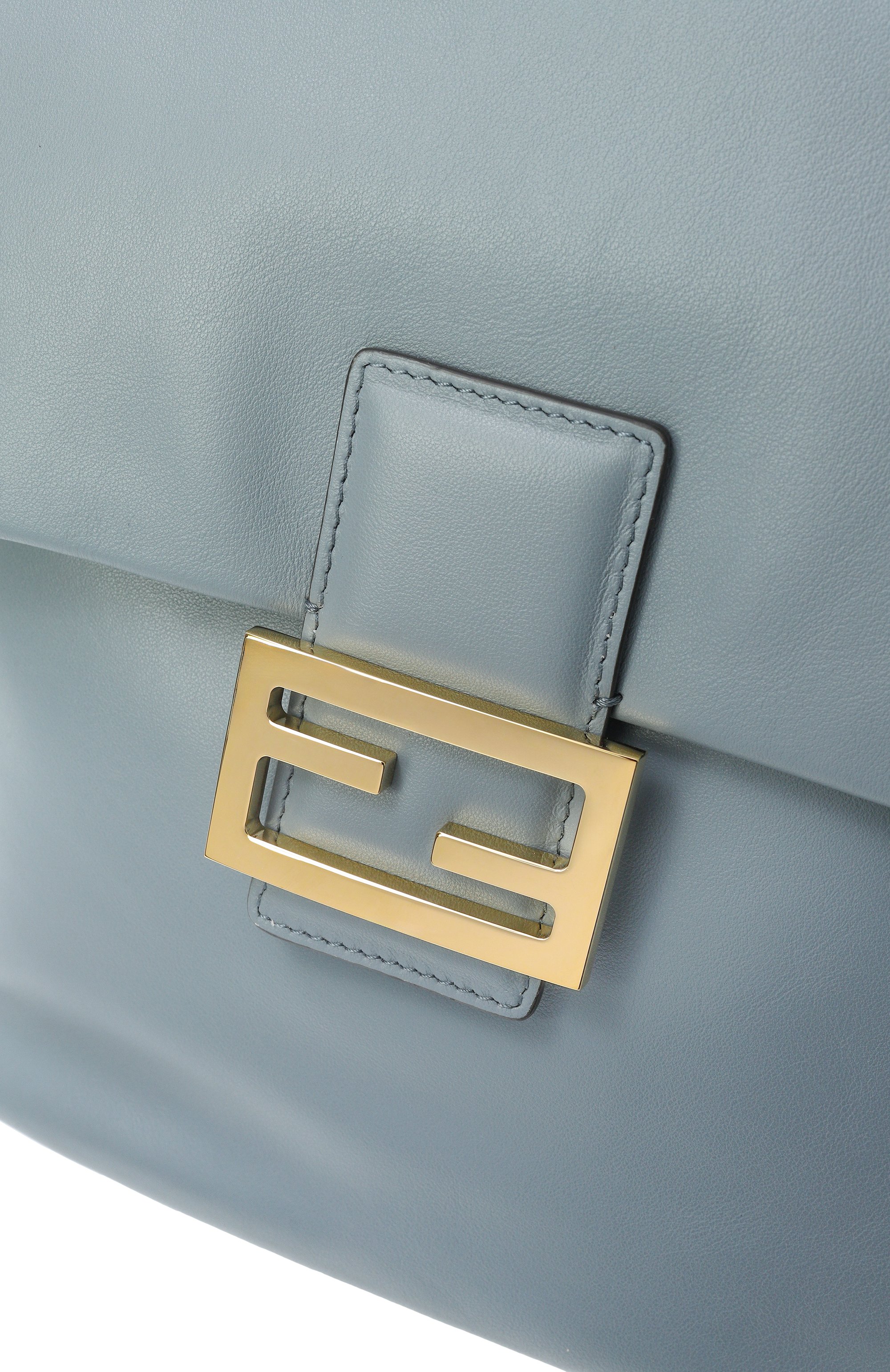 Рюкзак FENDI тёмно-голубого цвета по цене 369500 руб., арт. 8BZ057/AYJ1, фото 6 Рюкзак FENDI, арт. 8BZ057/AYJ1, фото 6