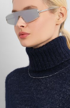 Женские солнцезащитные очки DIOR EYEWEAR серебряного цвета, арт. DI0RMERCURE 900 0T | Фото 2 (Статус проверки: Проверена категория; Тип очков: С/з; Региональные ограничения белый список (Axapta Mercury): RU, Не проставлено; Кросс-КТ: С/з-унисекс; Нос: Не проставлено; Оптика Гендер: оптика-унисекс; Очки форма: Маска)