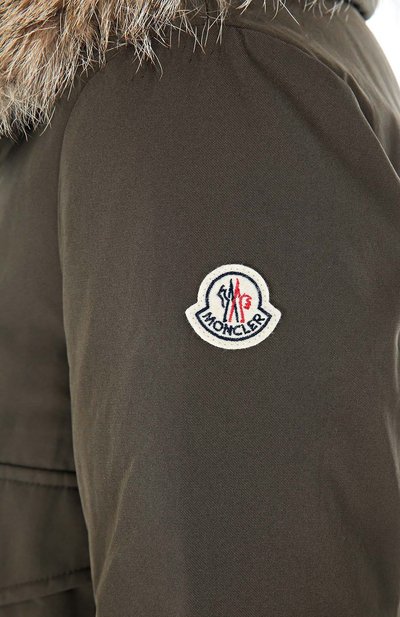 Пуховик прямого кроя с накладными карманами и меховой отделкой MONCLER, арт. B2-093-46377-25-57136, фото 5