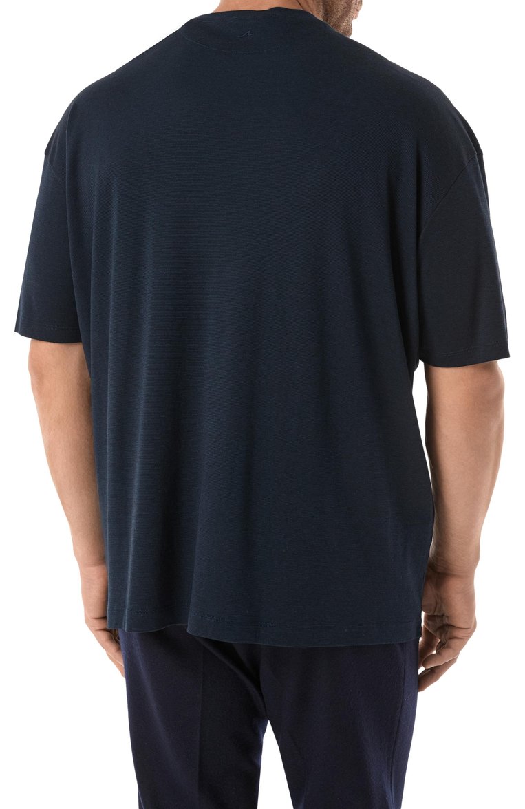 Мужская футболка PAUL&SHARK темно-синего цвета, арт. 25411026/5XL | Фото 4 (Рукава: Короткие; Длина (для топов): Удлиненные; Материал внешний: Хлопок; Принт: Без принта; Стили: Кэжуэл; Big sizes: Big Sizes; Кросс-КТ: Джерси; Мужское Кросс-КТ: Футболка-одежда; Автоматизация состава: Проставлено; Автоматизация ТО: Проставлено)