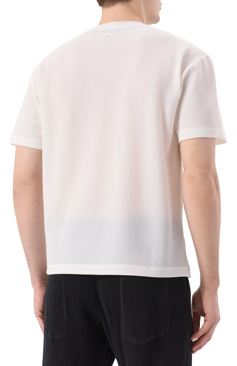 Мужская футболка GIORGIO ARMANI белого цвета, арт. GM001691/TE10045 | Фото 4 (Материал сплава: Проставлено; Драгоценные камни: Проставлено; Длина (для топов): Стандартные; Рукава: Короткие; Принт: Без принта; Стили: Кэжуэл; Материал внешний: Синтетический материал; Мужское Кросс-КТ: Футболка-одежда; Кросс-КТ: Джерси)