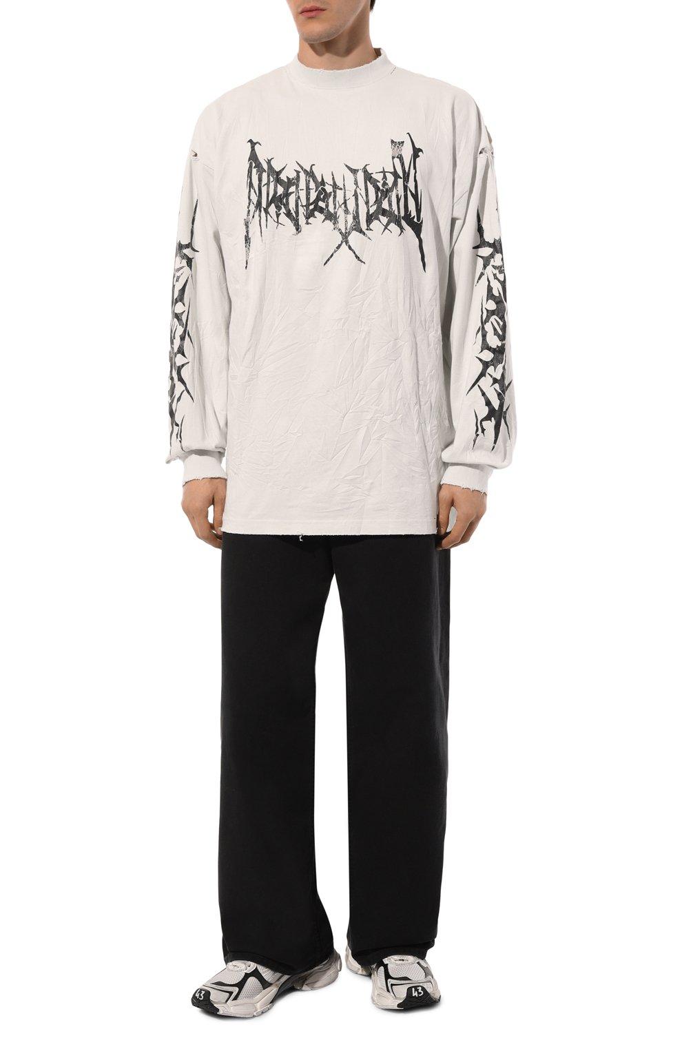 Джинсы BALENCIAGA черного цвета по цене 128000 руб., арт. 745213/TQW83, фото 2 Джинсы BALENCIAGA, арт. 745213/TQW83, фото 2