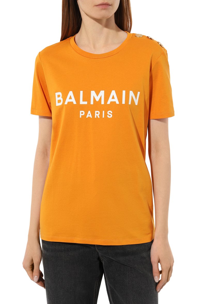 Женская хлопковая футболка BALMAIN оранжевого цвета, арт. AF1EF005/BB02 | Фото 3 (Материал внешний: Хлопок; Длина (для топов): Стандартные; Рукава: Короткие; Стили: Кэжуэл; Принт: С принтом; Автоматизация состава: Проставлено; Автоматизация ТО: Проставлено)