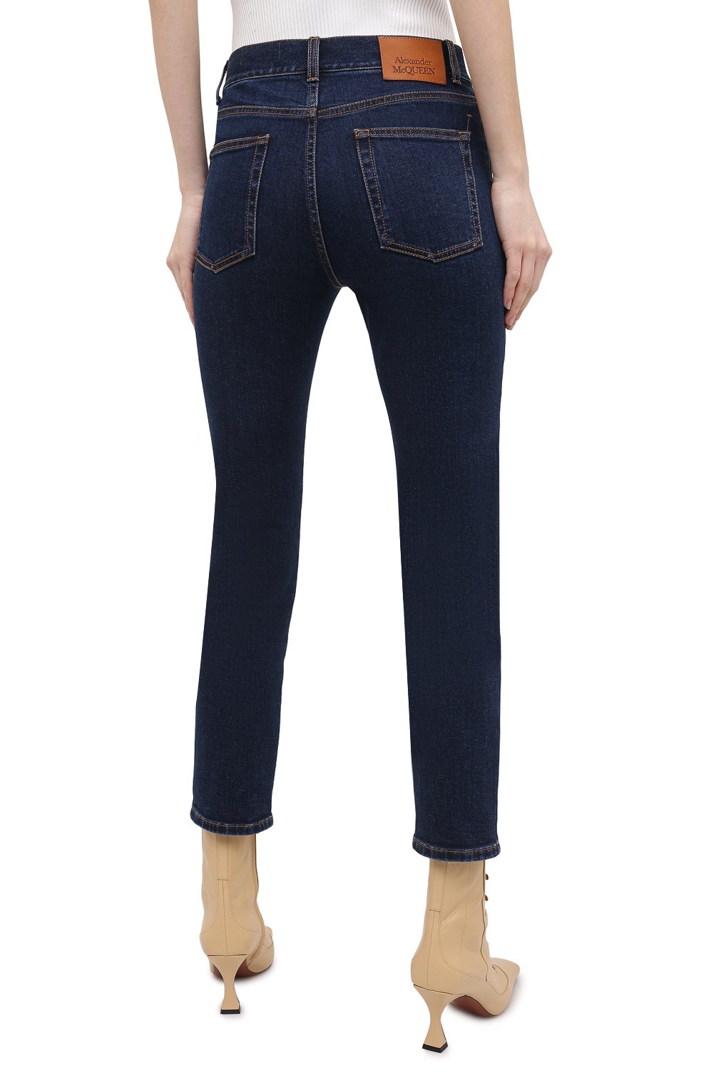 Джинсы ALEXANDER MCQUEEN синего цвета по цене 62500 руб., арт. 653509/QMAA8, фото 4 Джинсы ALEXANDER MCQUEEN, арт. 653509/QMAA8, фото 4