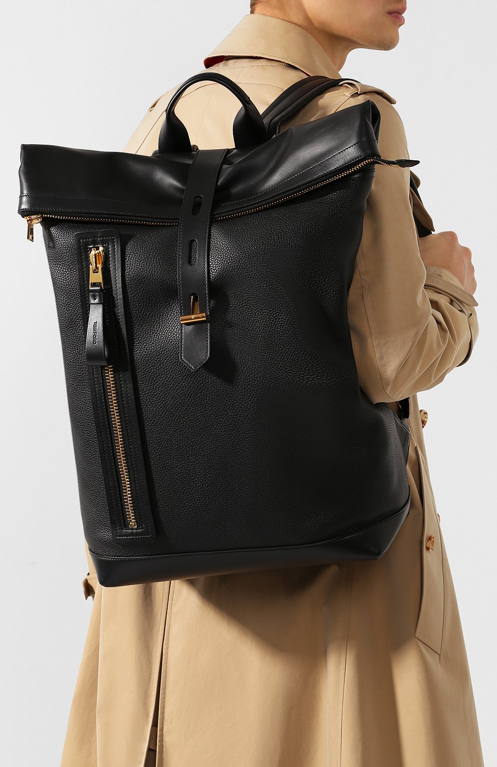 Кожаный рюкзак TOM FORD черного цвета по цене 481500 руб., арт. H0402T-LCL049, фото 2 Кожаный рюкзак TOM FORD, арт. H0402T-LCL049, фото 2