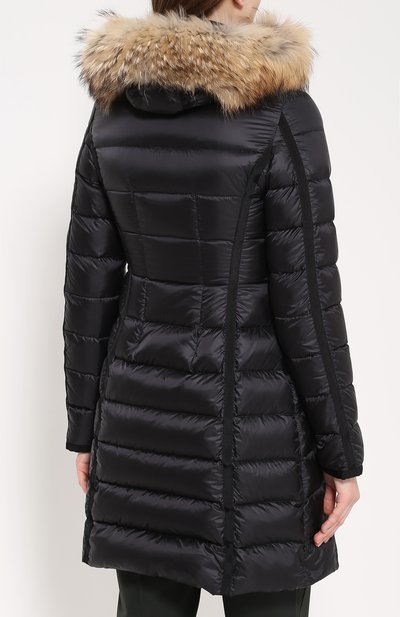 Приталенный стеганый пуховик с меховой отделкой капюшона MONCLER, арт. B2-093-49900-15-53048, фото 4
