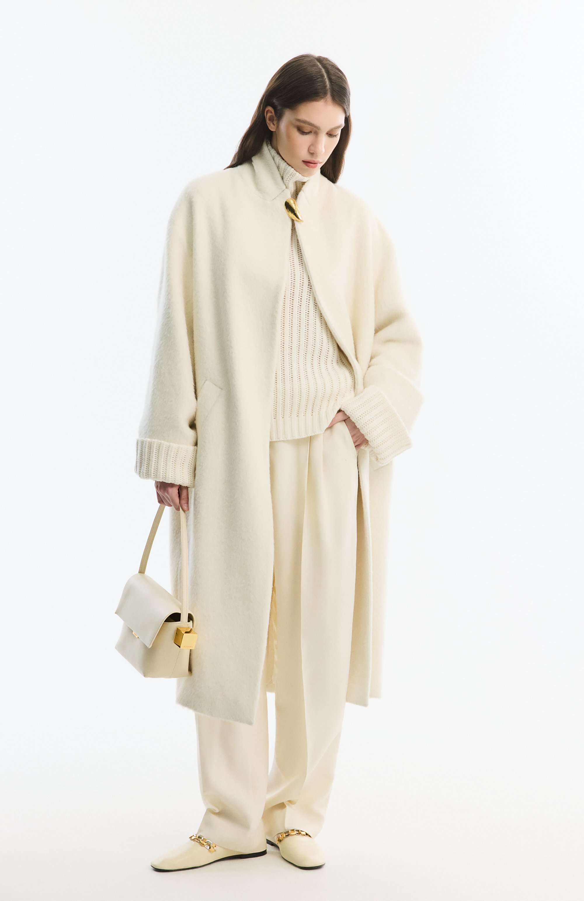 Сумка le rond carré JACQUEMUS, арт. 24HBAW00383AC2/7L14, фото 8