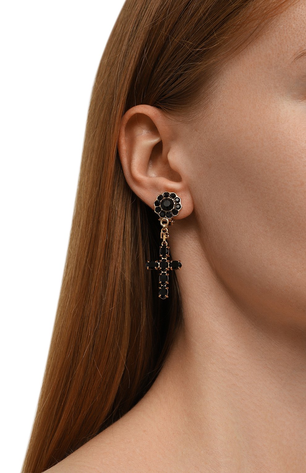 Клипсы DOLCE & GABBANA золотого цвета по цене 81850 руб., арт. WEQ4S3 W1111, фото 2 Клипсы DOLCE & GABBANA, арт. WEQ4S3 W1111, фото 2