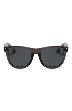 Женские солнцезащитные очки RAY-BAN серого цвета, арт. R0502S-6707GR | Фото 4 (Кросс-КТ: С/з-унисекс; Региональные ограничения белый список (Axapta Mercury): Не проставлено; Нос: Не проставлено; Материал: Пластик; Тип очков: С/з; Очки форма: Квадратные; Оптика Гендер: оптика-унисекс)