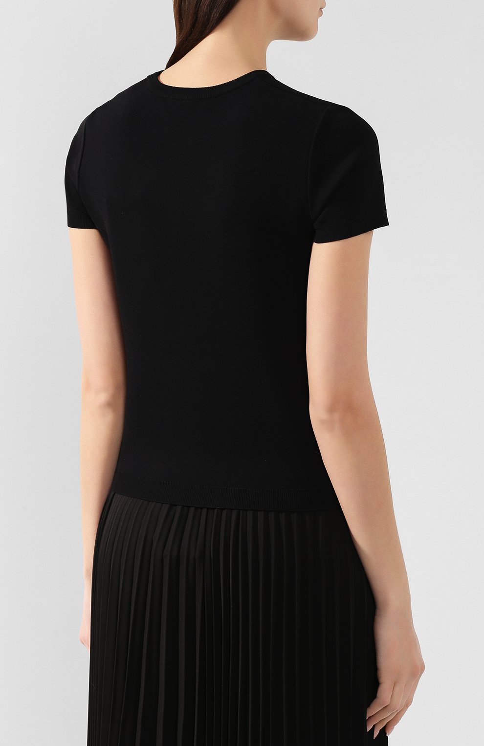 Топ из вискозы VALENTINO черного цвета по цене 96150 руб., арт. RB3KCA01PHC, фото 4 Топ из вискозы VALENTINO, арт. RB3KCA01PHC, фото 4
