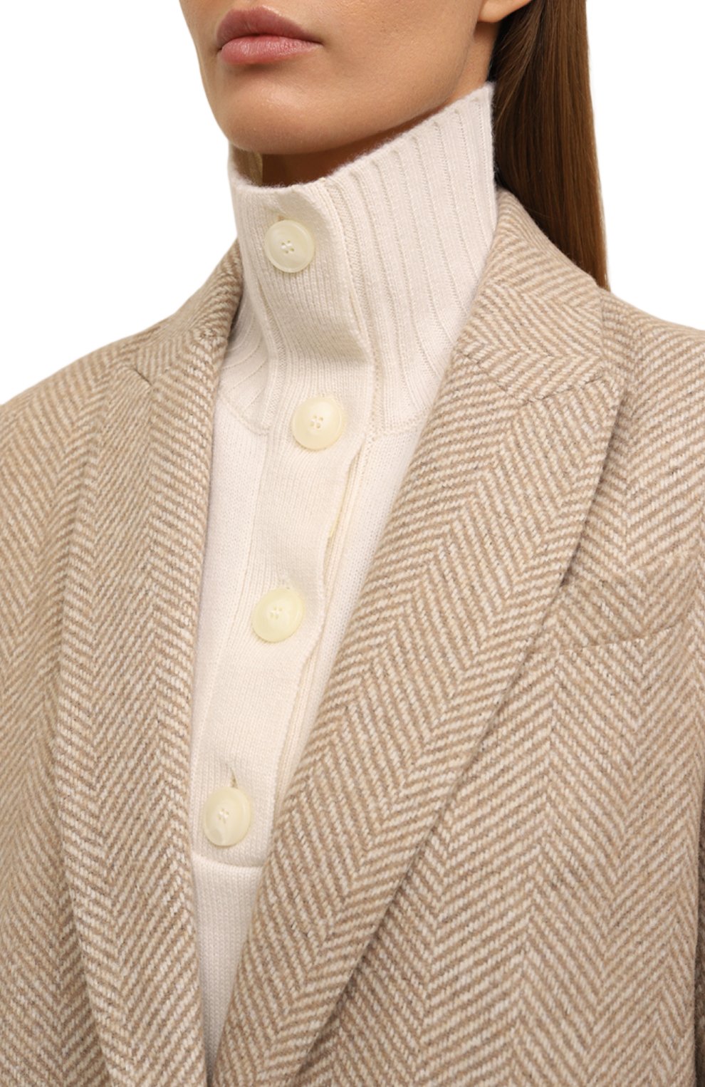 Кашемировая манишка YVES SALOMON кремового цвета по цене 39950 руб., арт. 25WAA517XXMACA, фото 2 Кашемировая манишка YVES SALOMON, арт. 25WAA517XXMACA, фото 2