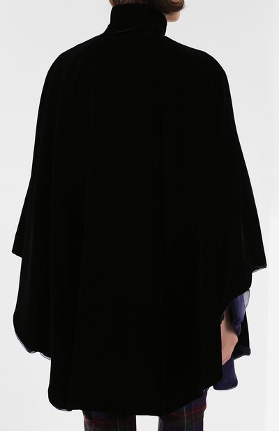Пончо GIORGIO ARMANI черного цвета по цене 416000 руб., арт. 795610/9A154, фото 4 Пончо GIORGIO ARMANI, арт. 795610/9A154, фото 4