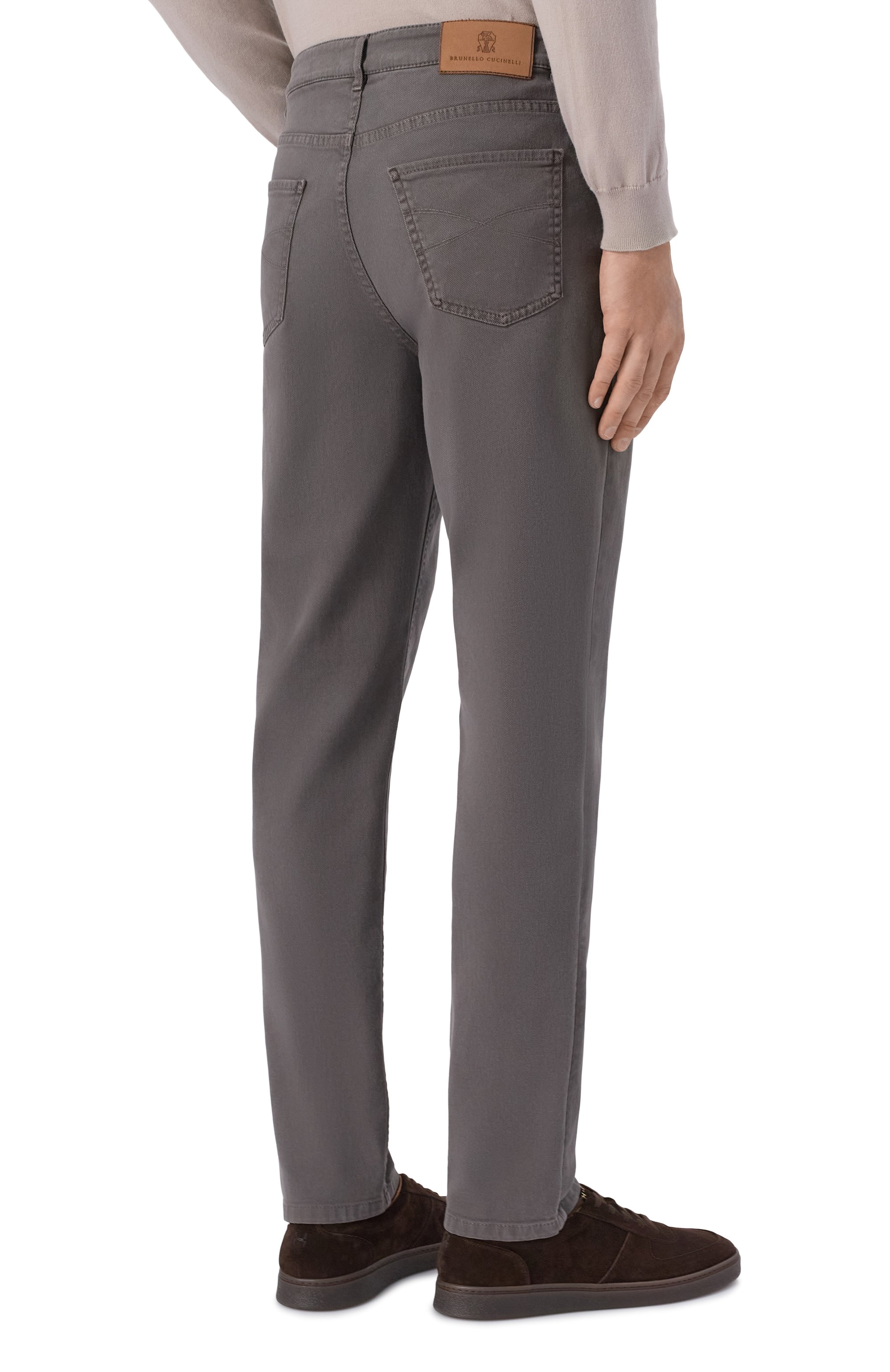 Джинсы traditional fit BRUNELLO CUCINELLI серого цвета по цене 88800 руб., арт. M277PD3210, фото 4 Джинсы traditional fit BRUNELLO CUCINELLI, арт. M277PD3210, фото 4