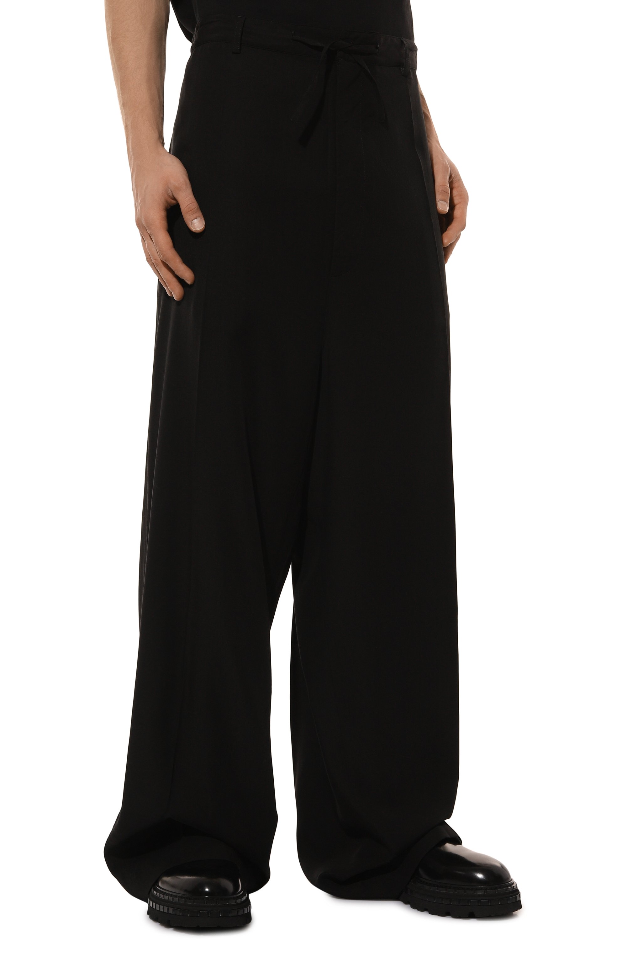 Брюки BALENCIAGA черного цвета по цене 186500 руб., арт. 809134/TR037, фото 3 Брюки BALENCIAGA, арт. 809134/TR037, фото 3