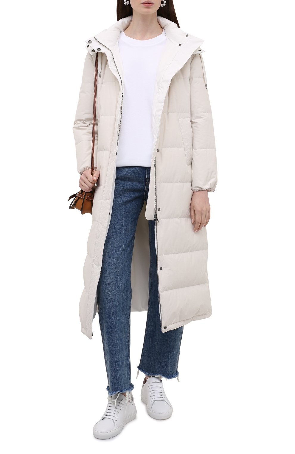 Пуховик BRUNELLO CUCINELLI кремового цвета по цене 562500 руб., арт. MB5749588, фото 2 Пуховик BRUNELLO CUCINELLI, арт. MB5749588, фото 2