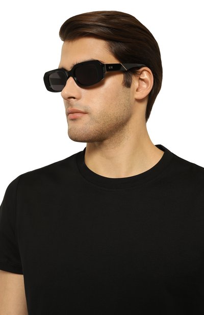 Солнцезащитные очки 9FIVE черного цвета по цене 32500 руб., арт. S0MA-BLACK/G0LD, фото 3 Солнцезащитные очки 9FIVE, арт. S0MA-BLACK/G0LD, фото 3