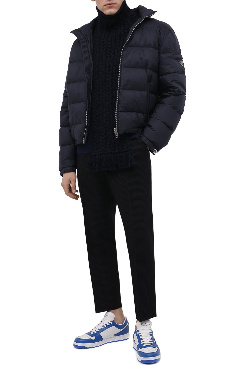 Шерстяная манишка PRADA темно-синего цвета по цене 67000 руб., арт. UMS396-1BCL-F0008-212, фото 2 Шерстяная манишка PRADA, арт. UMS396-1BCL-F0008-212, фото 2