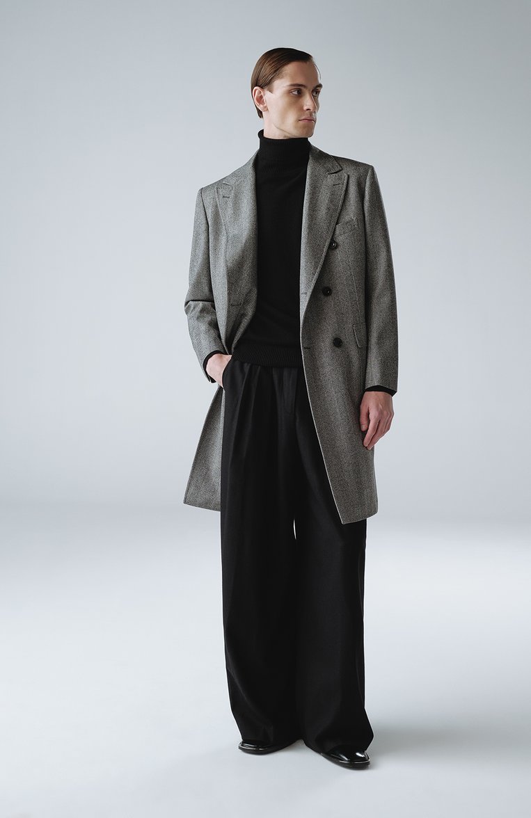 Мужской шерстяное пальто BRIONI серого цвета, арт. R0QY0L/01A2H | Фото 6 (Рукава: Длинные; Материал внешний: Шерсть; Материал подклада: Купро; Длина (верхняя одежда): До колена; Мужское Кросс-КТ: пальто-верхняя одежда; Стили: Классический; 1-2-бортные: Двубортные; Автоматизация состава: Проставлено; Автоматизация ТО: Проставлено)