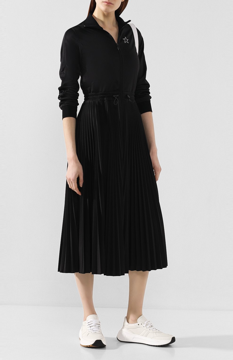 Платье VALENTINO черного цвета по цене 169000 руб., арт. TB3MJ00H5B8, фото 2 Платье VALENTINO, арт. TB3MJ00H5B8, фото 2