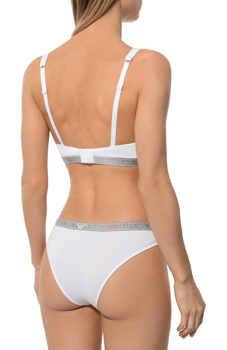 Женские комплект из двух трусов-слипов EMPORIO ARMANI белого цвета, арт. 164752/4R223 | Фото 3 (Нос: Не проставлено; Материал внешний: Хлопок)