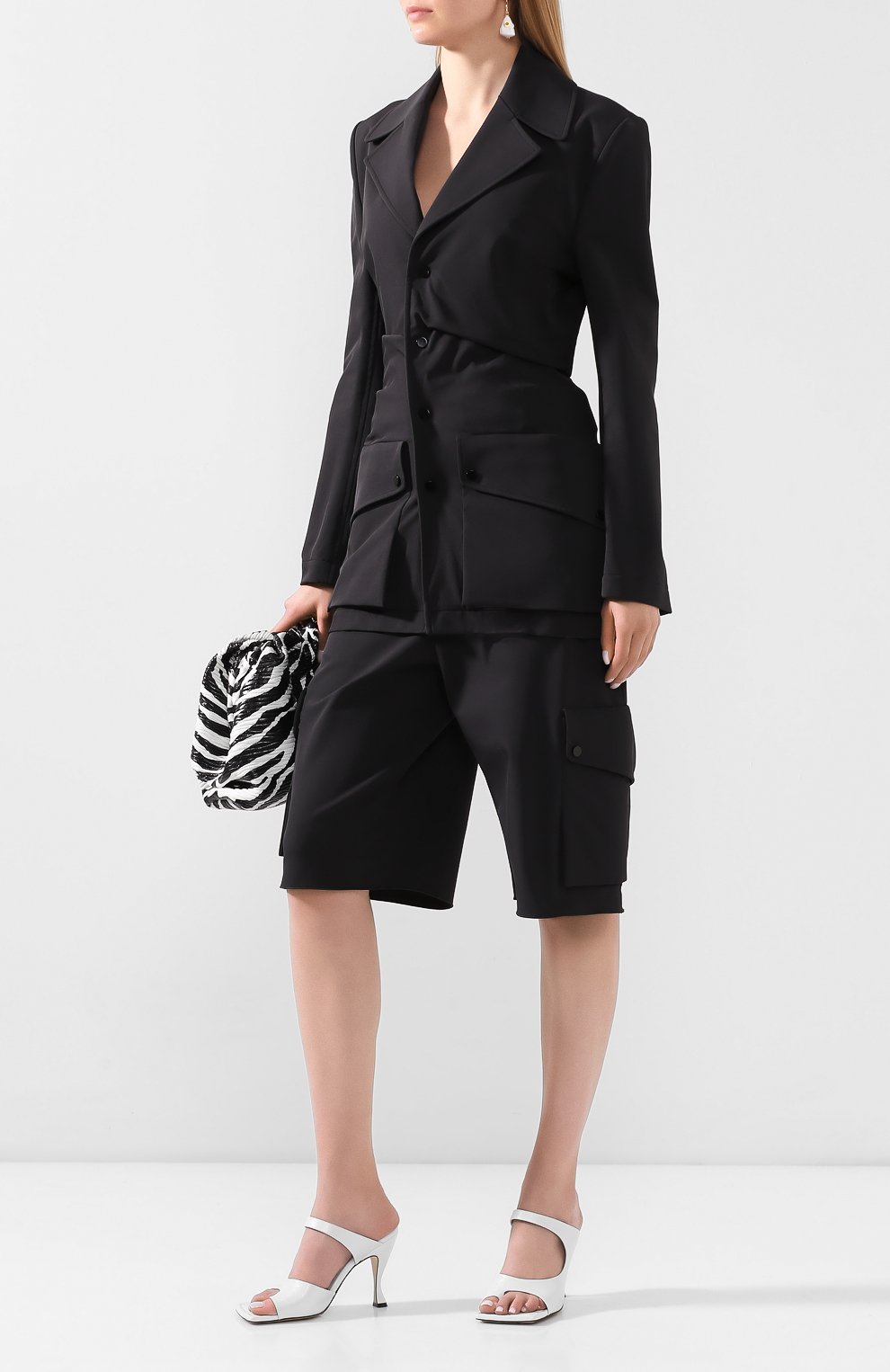 Жакет BOTTEGA VENETA черного цвета по цене 165500 руб., арт. 618650/VA5S0, фото 2 Жакет BOTTEGA VENETA, арт. 618650/VA5S0, фото 2