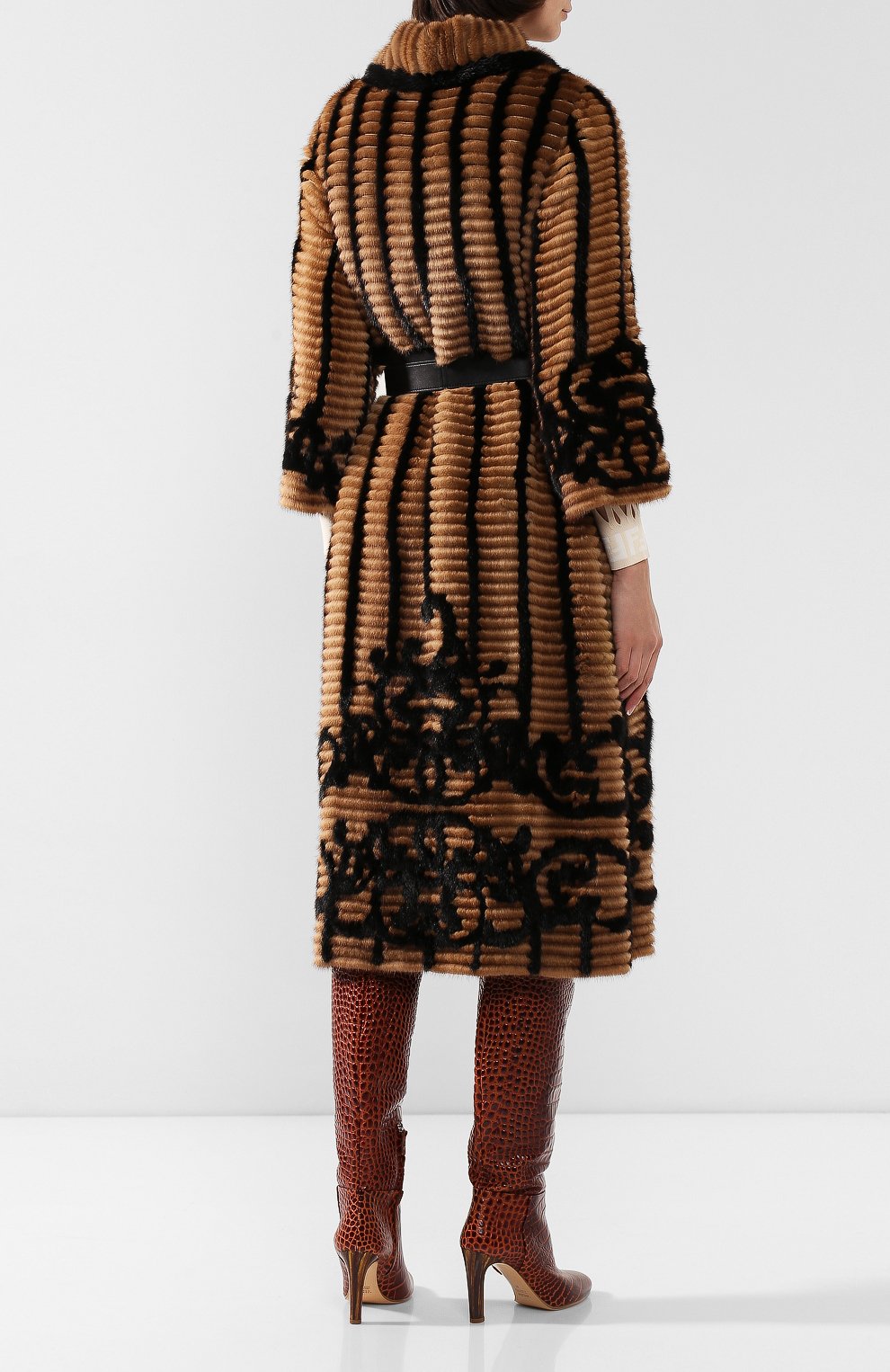 Шуба из меха норки FENDI, арт. FNF73H A8QS, фото 4