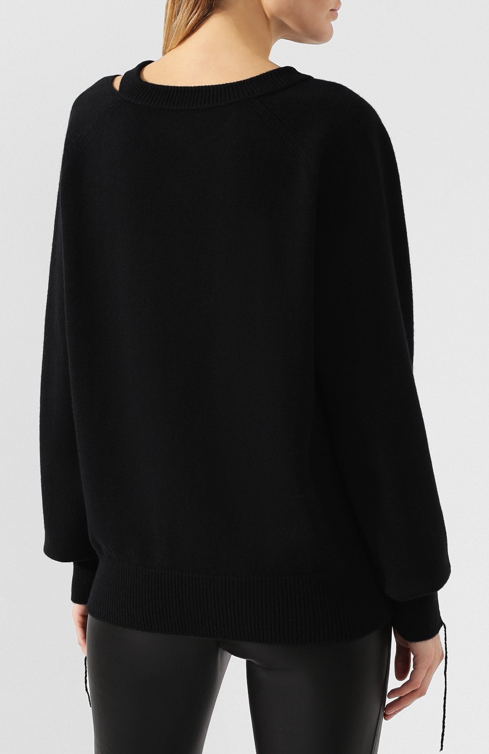 Пуловер из смеси хлопка и шерсти HELMUT LANG черного цвета по цене 37300 руб., арт. I10HW714, фото 4 Пуловер из смеси хлопка и шерсти HELMUT LANG, арт. I10HW714, фото 4