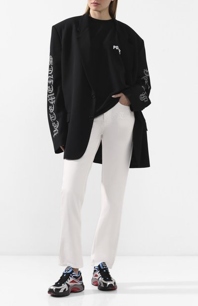 Хлопковая футболка VETEMENTS черного цвета по цене 25850 руб., арт. UAH21TR511 1600/W, фото 2 Хлопковая футболка VETEMENTS, арт. UAH21TR511 1600/W, фото 2