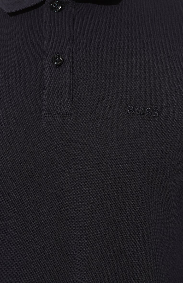 Мужское хлопковое поло BOSS темно-синего цвета, арт. 50468362 | Фото 5 (Материал внешний: Хлопок; Рукава: Короткие; Длина (для топов): Стандартные; Застежка: Пуговицы; Стили: Кэжуэл; Принт: Без принта; Мужское Кросс-КТ: Футболка-одеж�да; Автоматизация ТО: Проставлено; Автоматизация состава: Проставлено; Детали: Без декора)