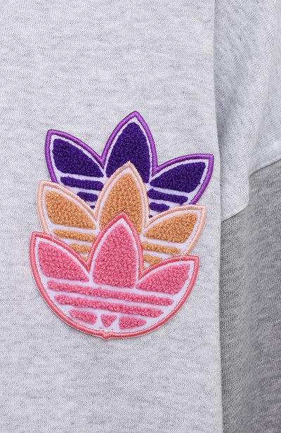 Хлопковый свитшот ADIDAS ORIGINALS светло-серого цвета по цене 5690 руб., арт. H22749, фото 5 Хлопковый свитшот ADIDAS ORIGINALS, арт. H22749, фото 5