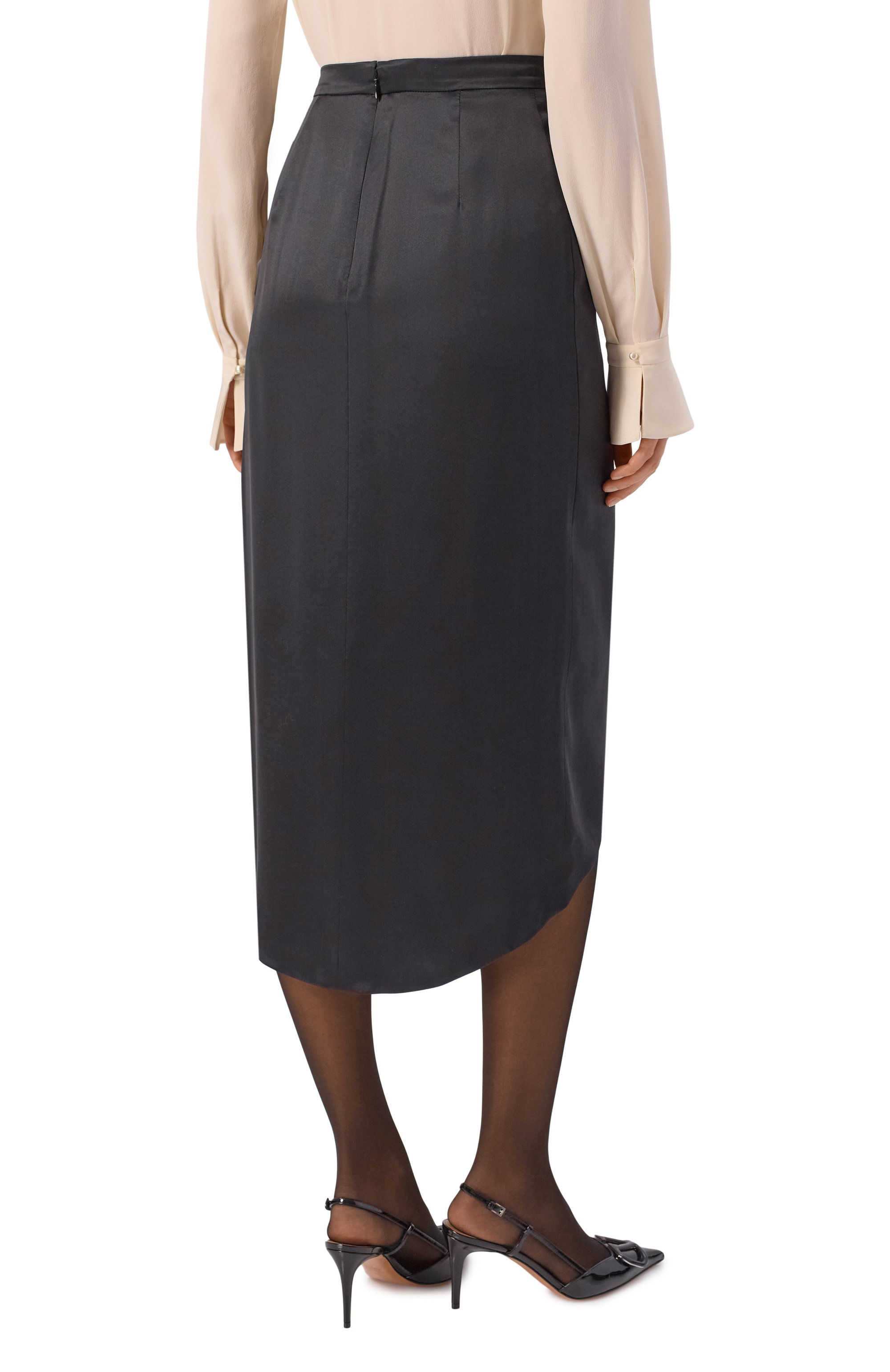 Атласная юбка VALENTINO черного цвета по цене 357000 руб., арт. 8B3RAEF0/8M6, фото 4 Атласная юбка VALENTINO, арт. 8B3RAEF0/8M6, фото 4