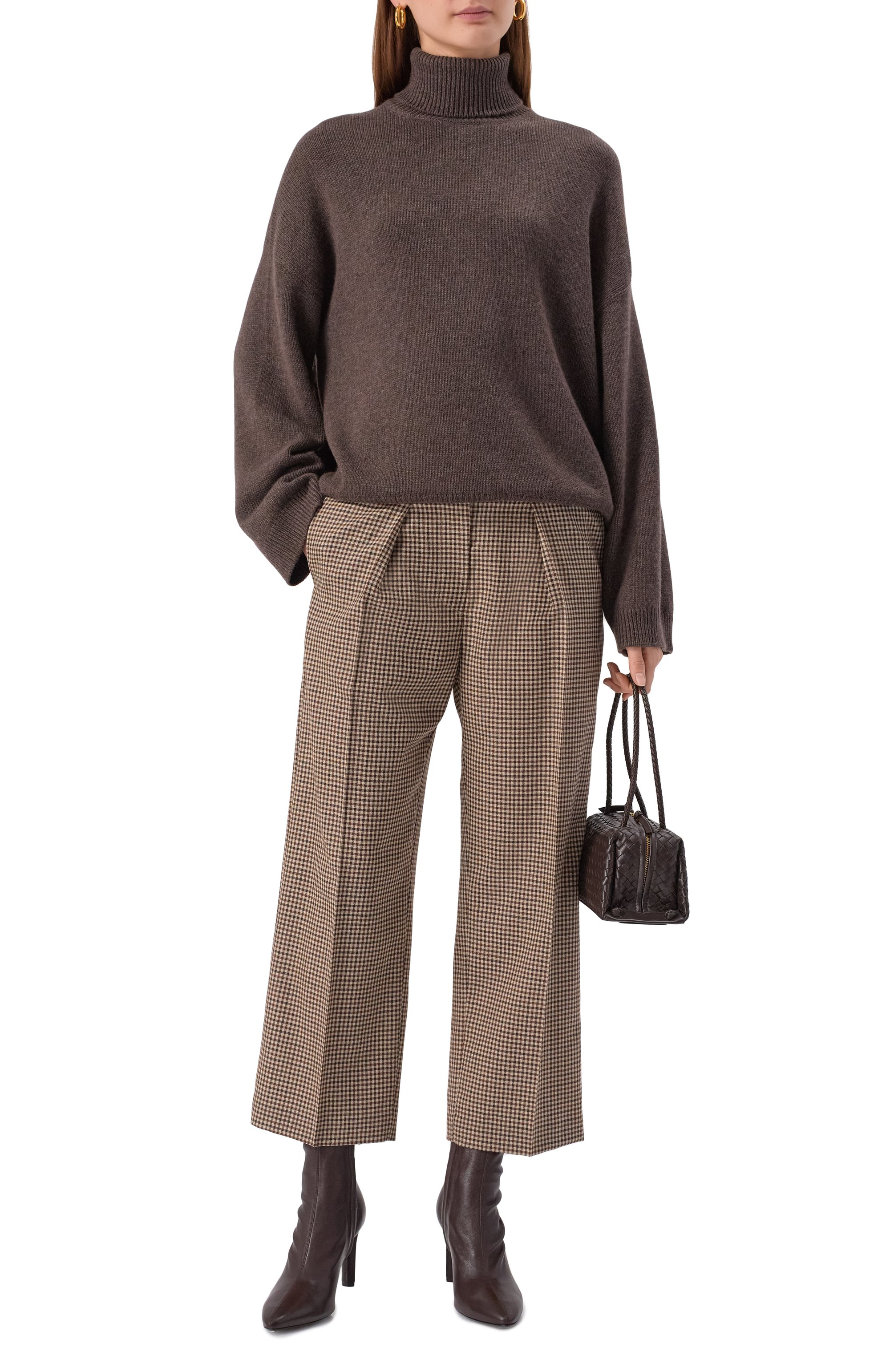 Кашемировый свитер BRUNELLO CUCINELLI коричневого цвета по цене 299500 руб., арт. M12501703, фото 2 Кашемировый свитер BRUNELLO CUCINELLI, арт. M12501703, фото 2