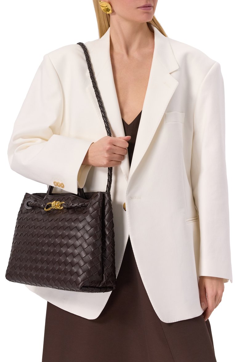 Женская сумка andiamo medium BOTTEGA VENETA коричневого цвета, арт. 766016 VCPP1 | Фото 2 (Размер: medium; Драгоценные камни: Проставлено; Материал сплава: Проставлено; Материал: Натуральная кожа)