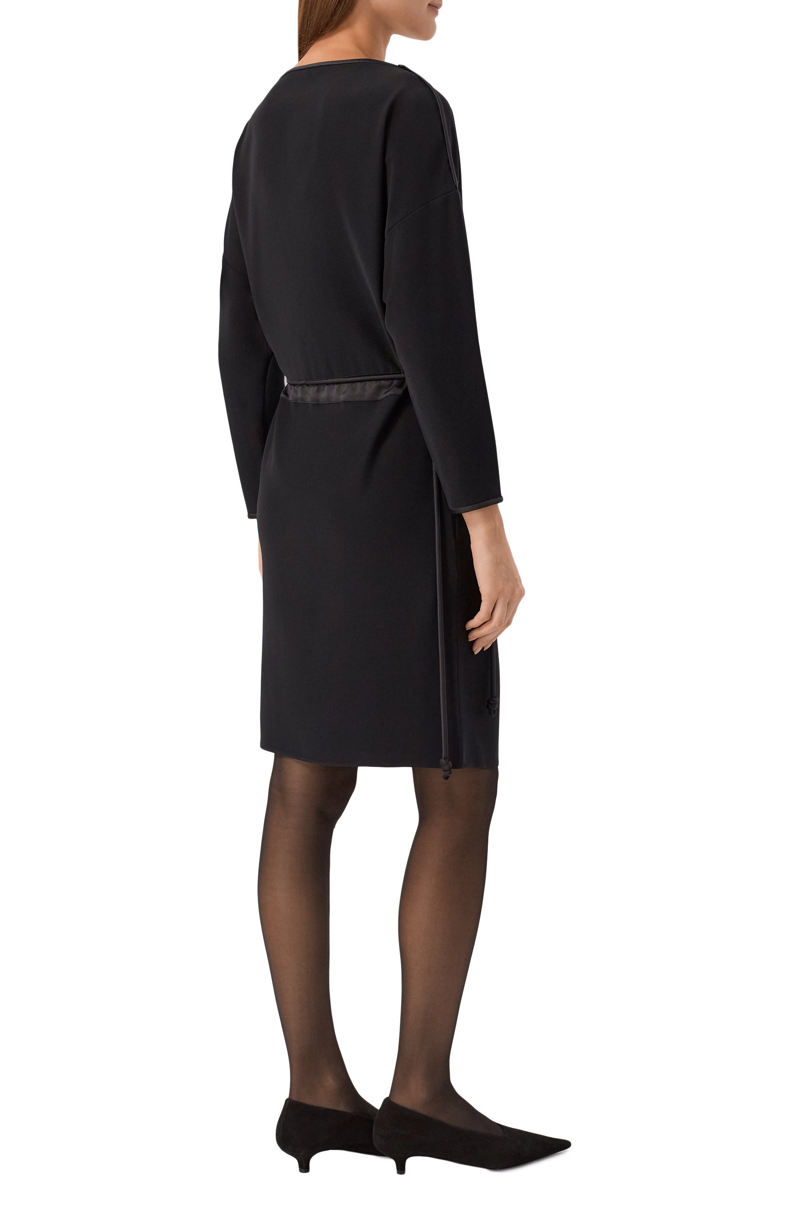 Платье EMPORIO ARMANI черного цвета по цене 78250 руб., арт. EW004297/AF10206, фото 3 Платье EMPORIO ARMANI, арт. EW004297/AF10206, фото 3