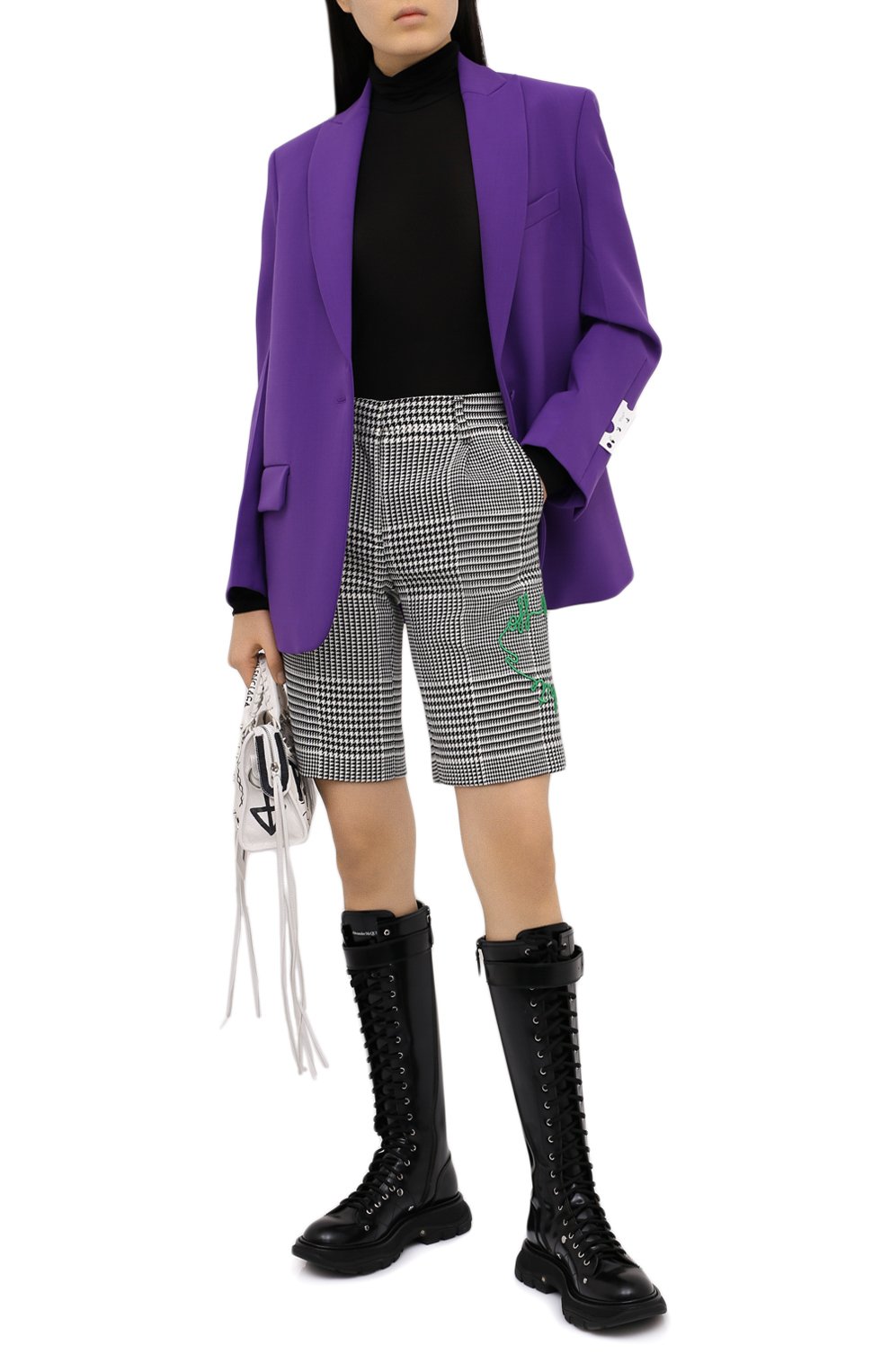 Шорты OFF-WHITE черно-белого цвета по цене 69050 руб., арт. 0WCA110E20FAB0021055, фото 2 Шорты OFF-WHITE, арт. 0WCA110E20FAB0021055, фото 2