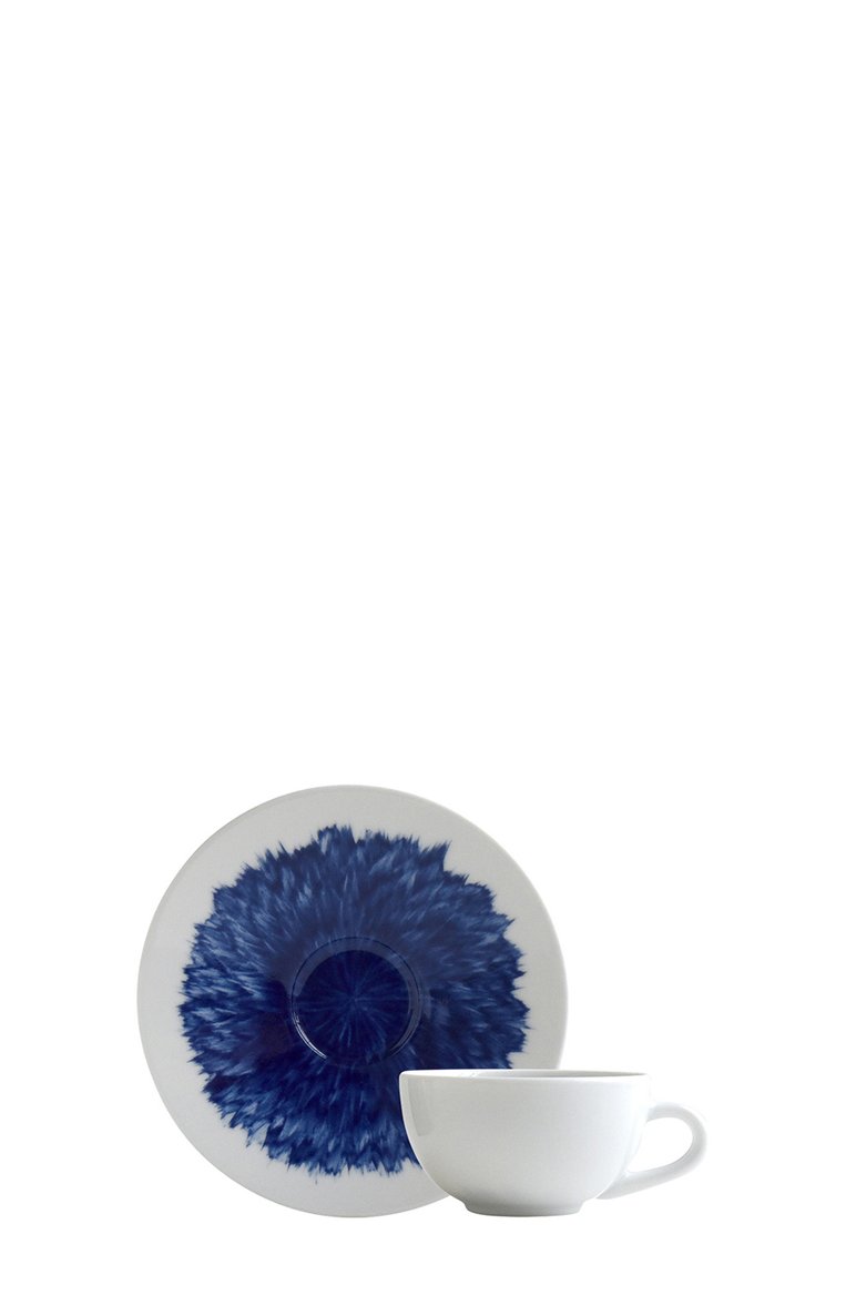 Кофейная чашка с блюдцем in bloom BERNARDAUD синего цвета, арт. 1768/21509 | Фото 1 (Статус проверки: Проверена категория; Коллекция: In Bloom; Региональные ограничения белый список (Axapta Mercury): Не проставлено; Нос: Не проставлено; Автоматизация Diginetica: Не назначено; Ограничения доставки: fragile-2)
