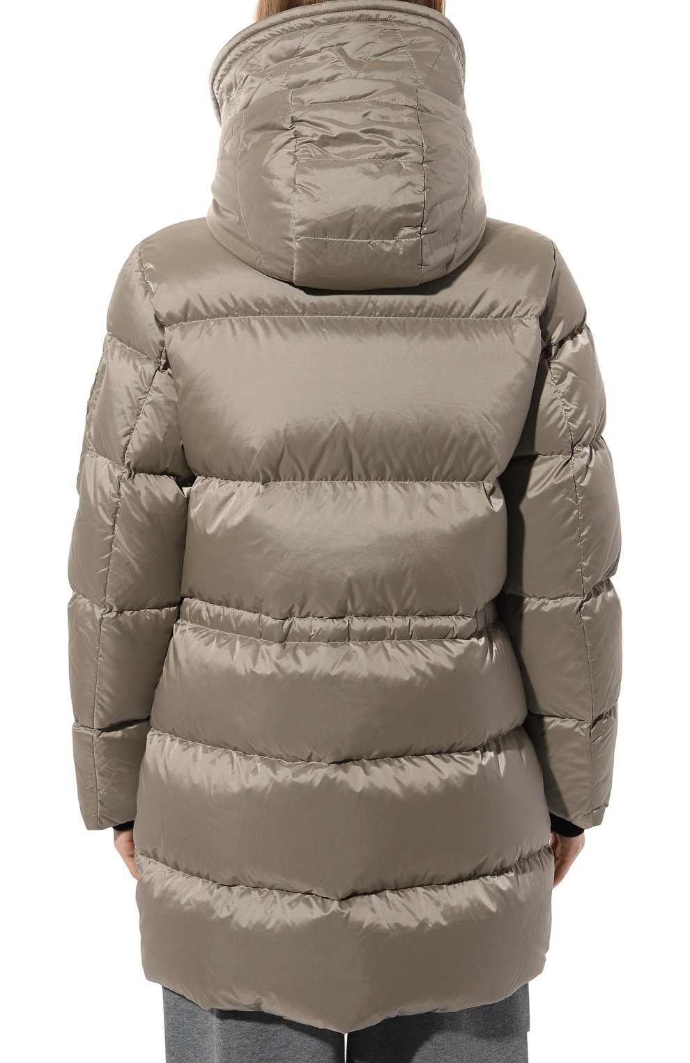 Пуховик eisle-sh MOORER светло-серого цвета по цене 243000 руб., арт. EISLE-SH_SET, фото 4 Пуховик eisle-sh MOORER, арт. EISLE-SH_SET, фото 4