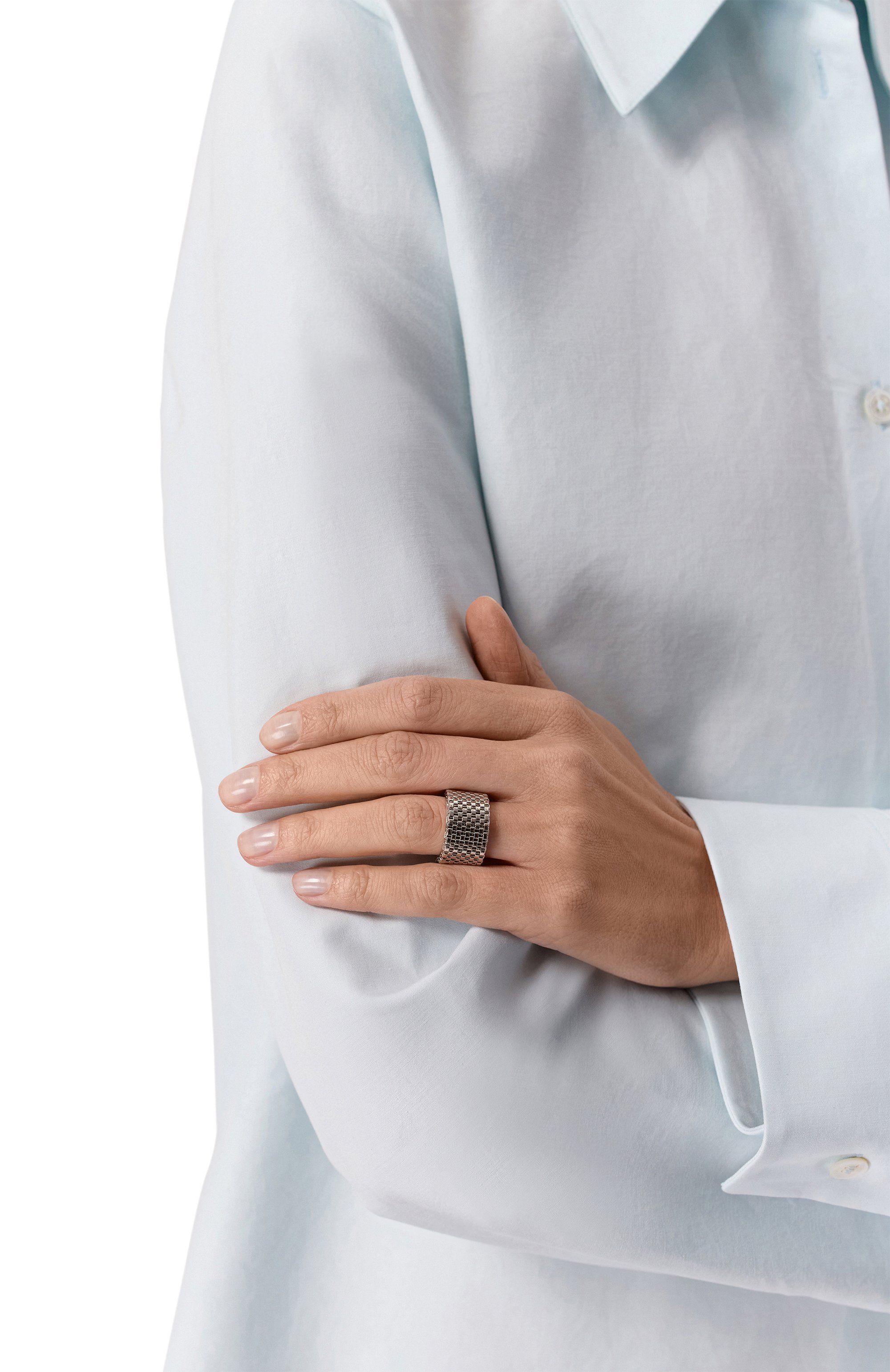 Кольцо JIL SANDER серебряного цвета по цене 49950 руб., арт. J12UQ0103 P6959, фото 2 Кольцо JIL SANDER, арт. J12UQ0103 P6959, фото 2