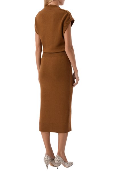 Шерстяное платье YUZEFI коричневого цвета по цене 49950 руб., арт. ZIBA-DRAPE BACK DRESS_001, фото 3 Шерстяное платье YUZEFI, арт. ZIBA-DRAPE BACK DRESS_001, фото 3