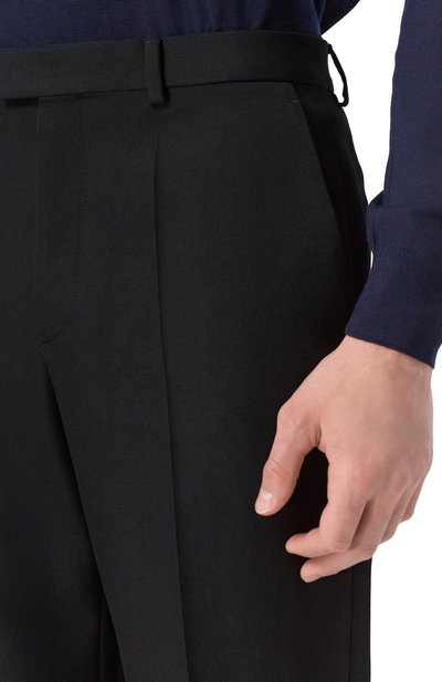 Шерстяные брюки VALENTINO черного цвета по цене 171500 руб., арт. 7V3RBM95/AK8, фото 5 Шерстяные брюки VALENTINO, арт. 7V3RBM95/AK8, фото 5