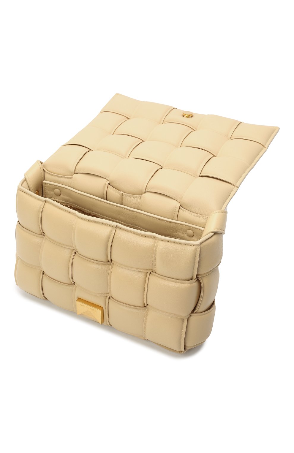 Сумка padded cassette BOTTEGA VENETA бежевого цвета по цене 523000 руб., арт. 591970/VCQR1, фото 5 Сумка padded cassette BOTTEGA VENETA, арт. 591970/VCQR1, фото 5