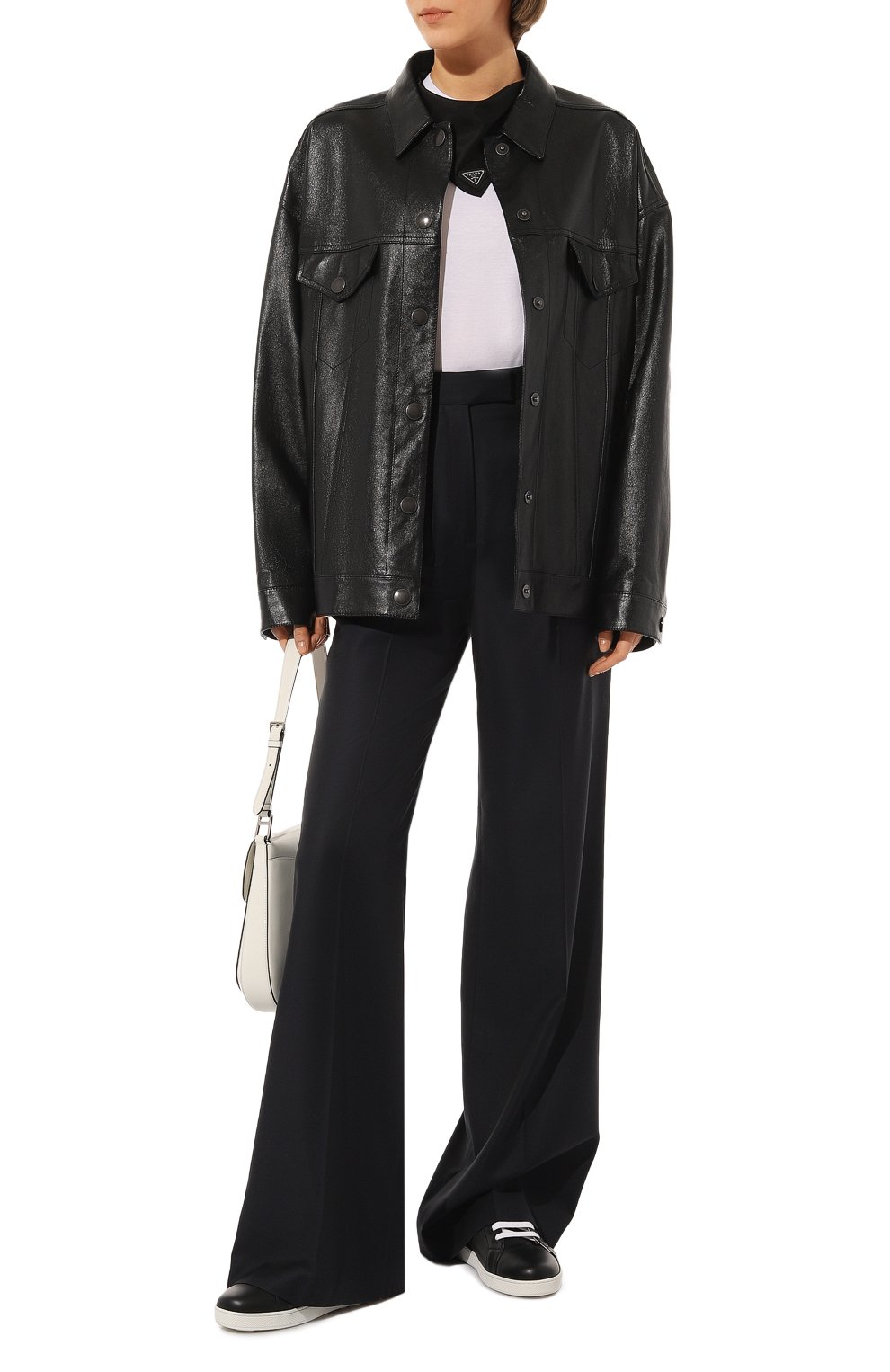 Хлопковая футболка PRADA белого цвета по цене 98000 руб., арт. 135700-1XBH-F0964-212, фото 2 Хлопковая футболка PRADA, арт. 135700-1XBH-F0964-212, фото 2