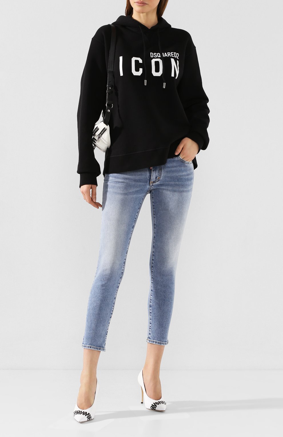 Джинсы DSQUARED2 темно-синего цвета по цене 36550 руб., арт. S75LB0301/S30595, фото 2 Джинсы DSQUARED2, арт. S75LB0301/S30595, фото 2